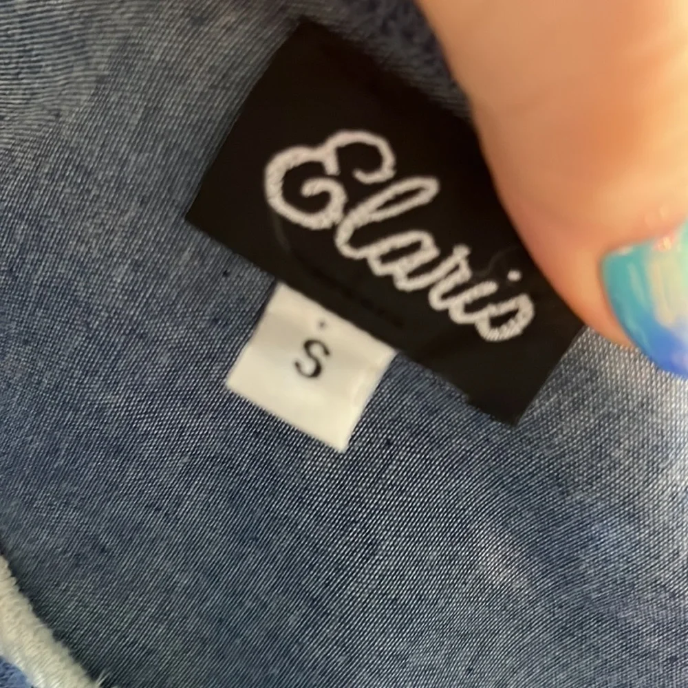 Elaris Sweater Lace Stitching Buttons Blue Size Small Lightweight Long Sleeves